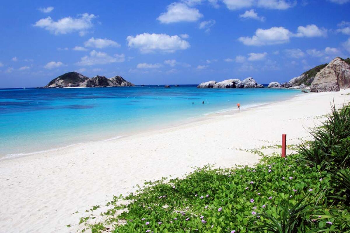Aharen Beach