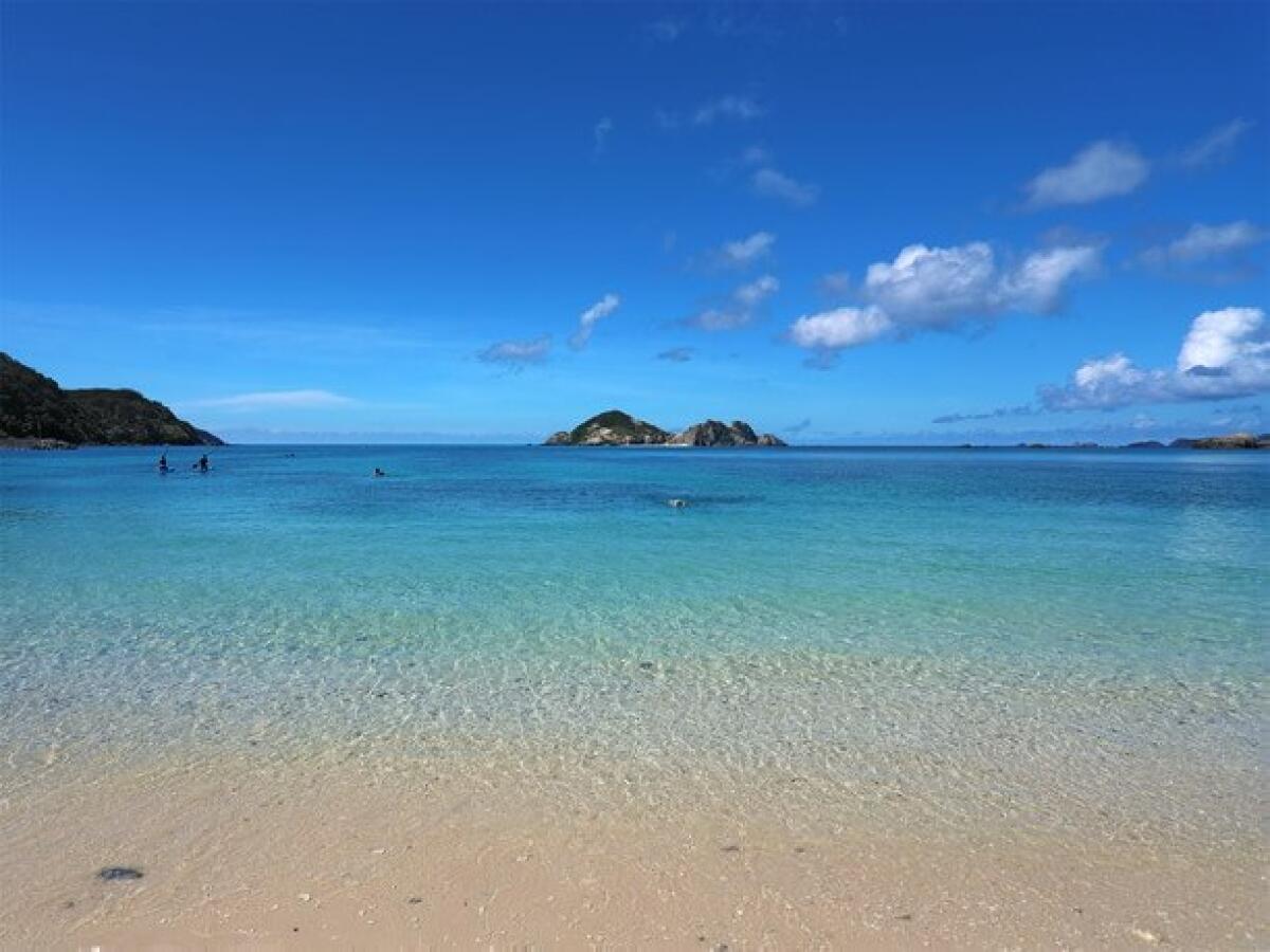 Aharen Beach
