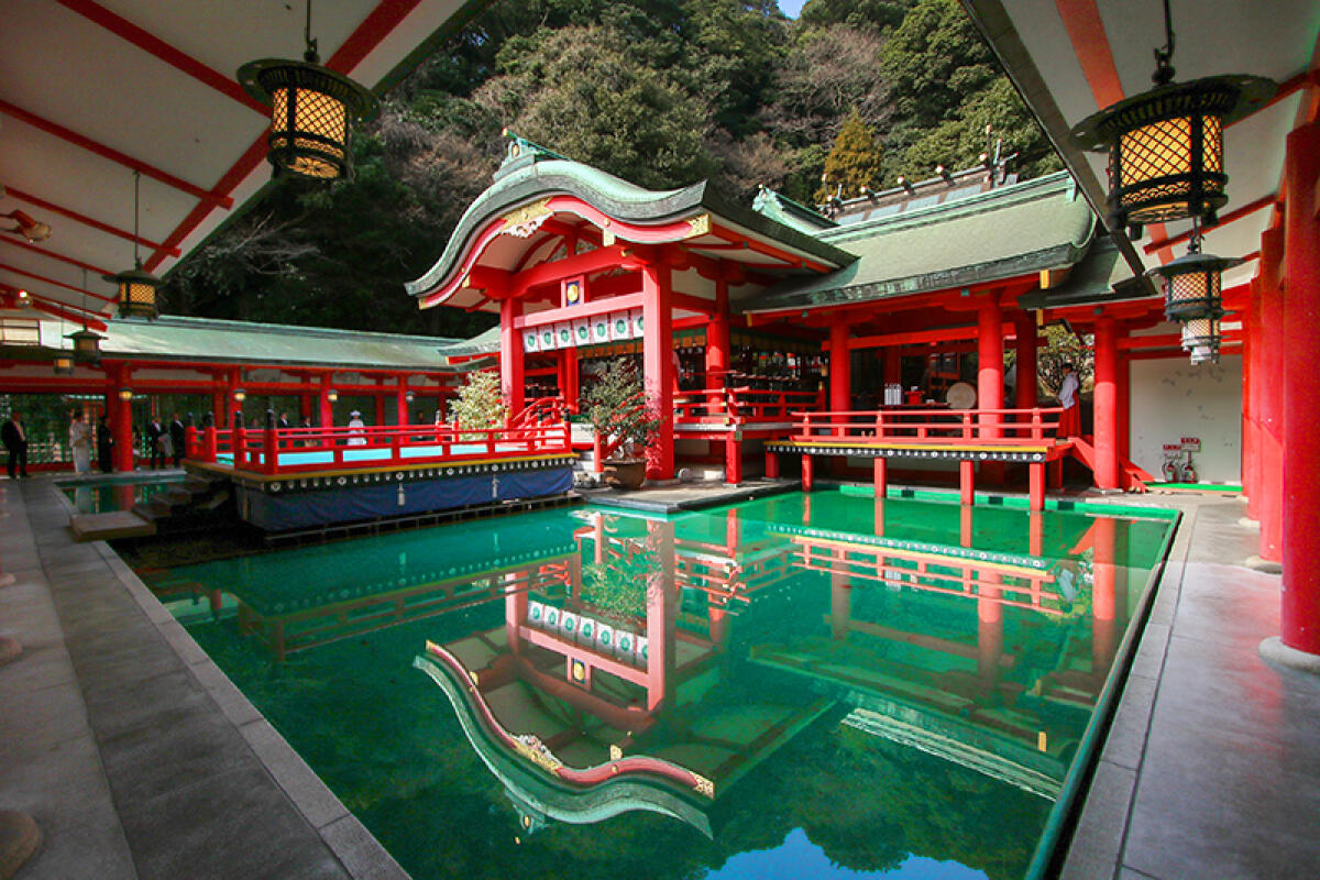 Akama Shrine