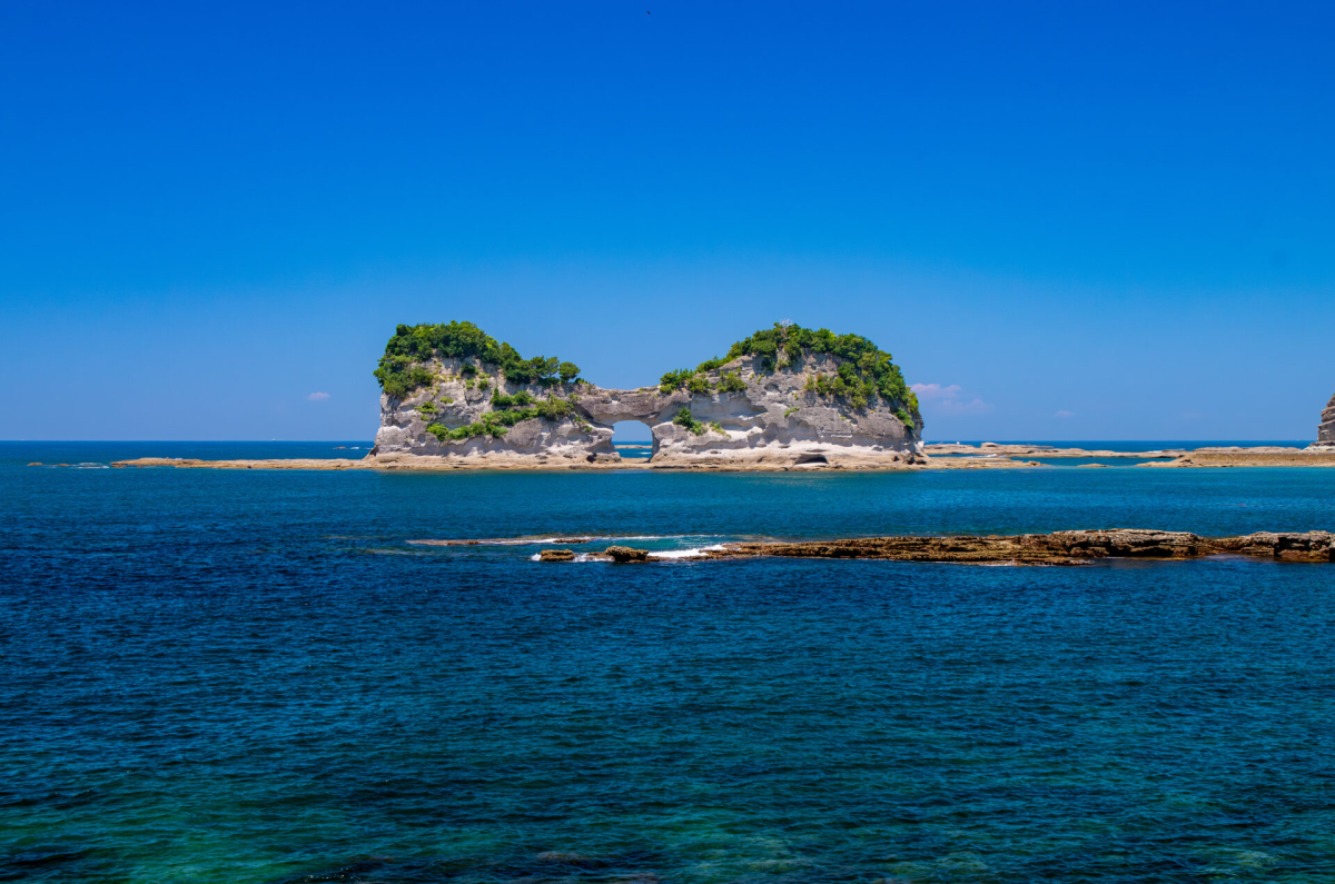 Engetsu Island