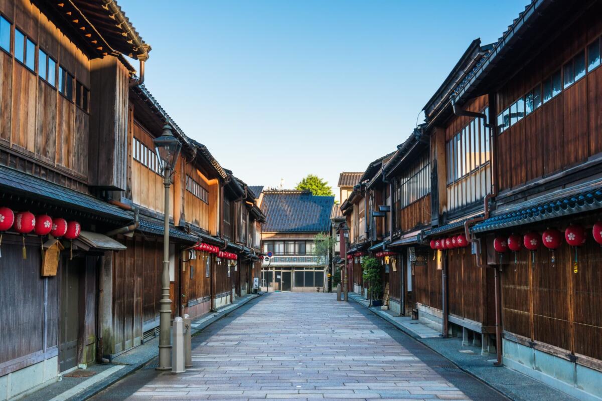 Higashi Chaya District