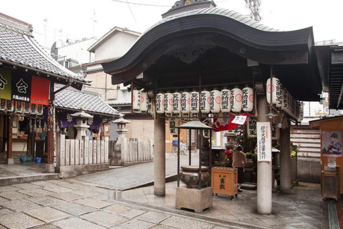 Hozenji Tempel