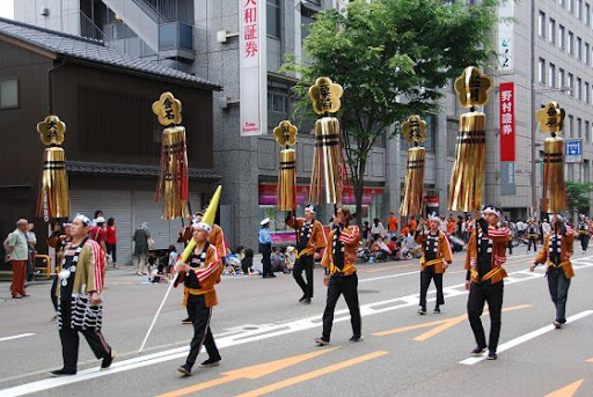Kaga-tobi Dezomeshiki Festival