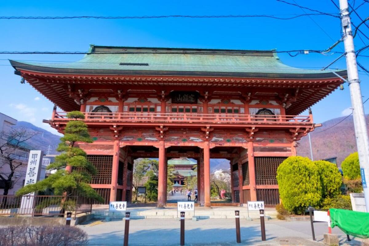 Kai-Zenkoji Temple