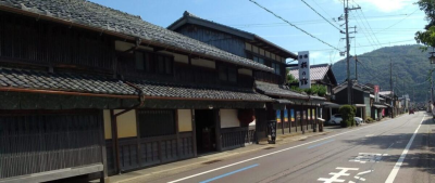 Katsuno District