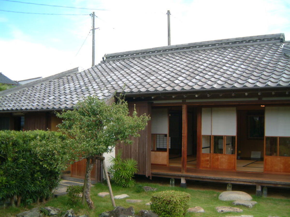 Katsuro Taro Residence
