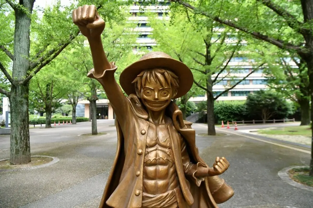 Monkey D. Luffy Statue