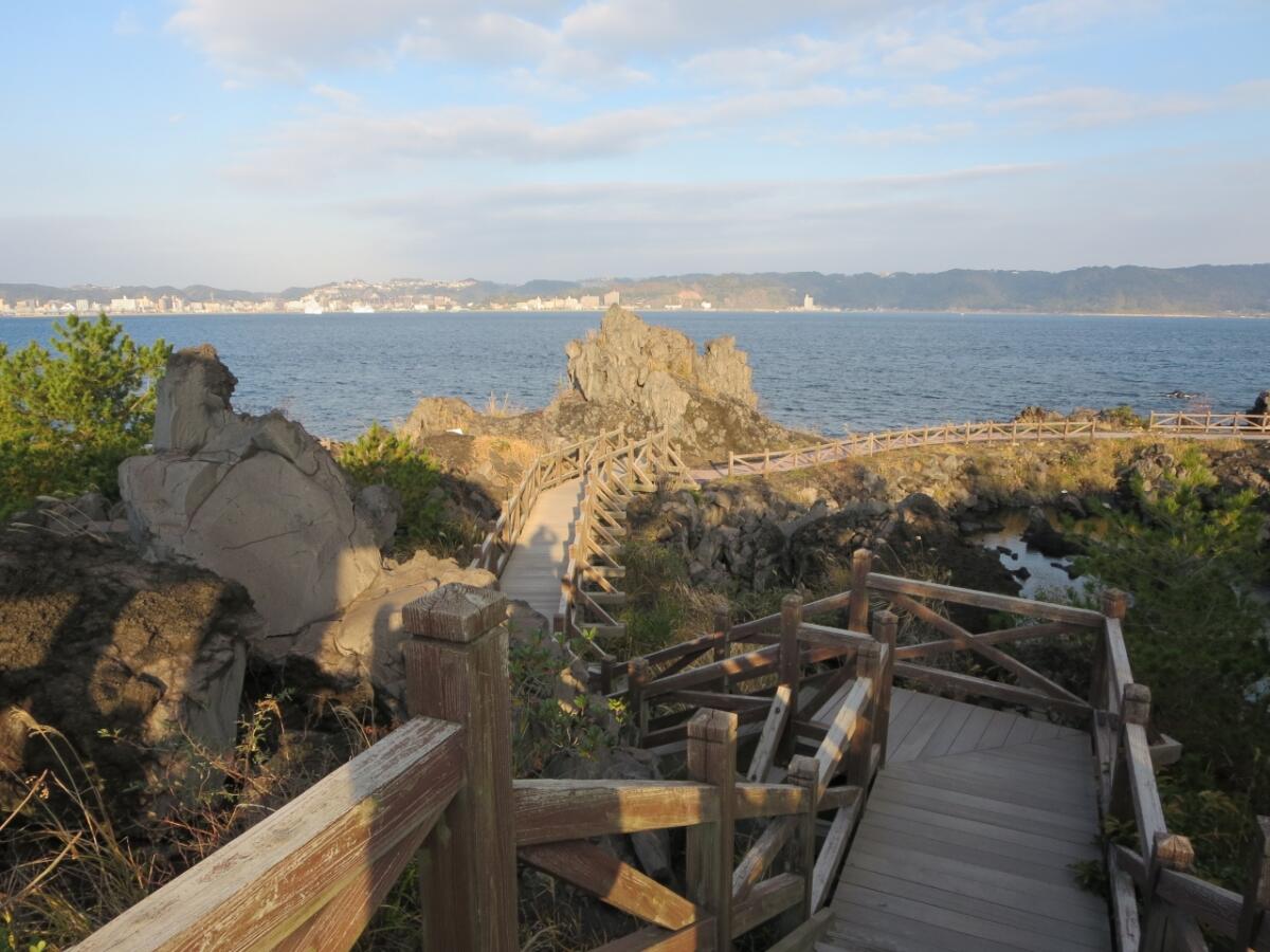 Nagisa Lava Trail