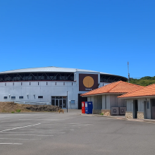 Nakusamikan Bullfighting Arena