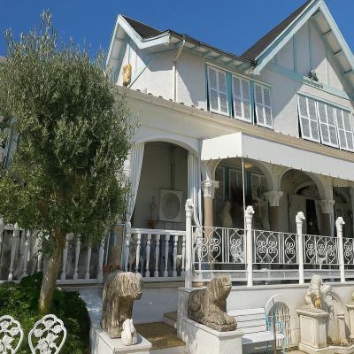 Platon Decorative Arts Museum (Italian House)