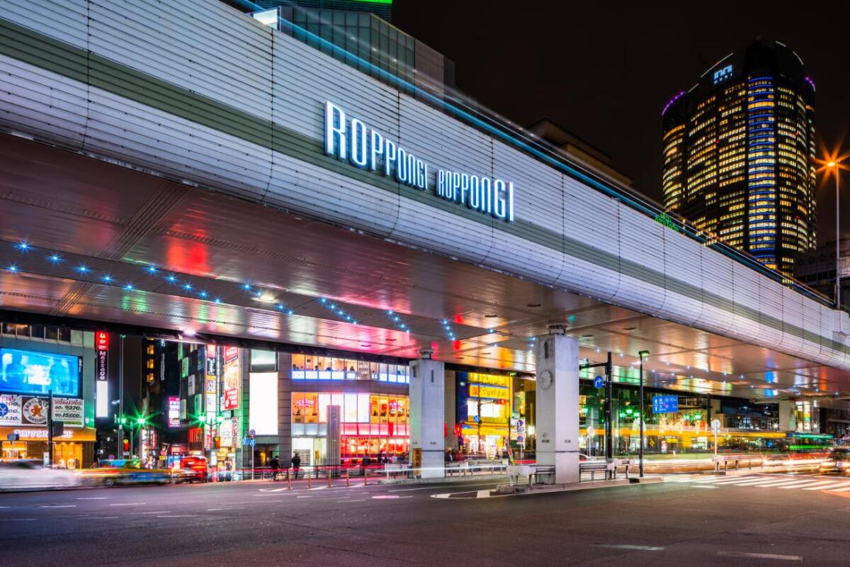 Roppongi Nightlife