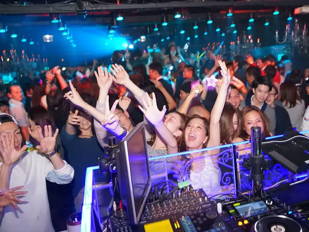 Roppongi Nightlife