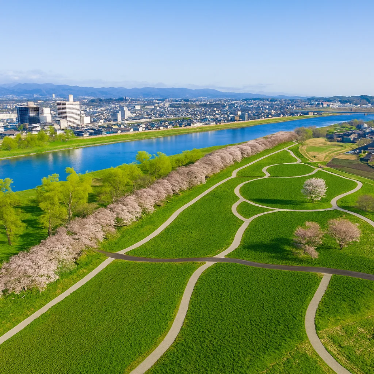 Tenshochi Park