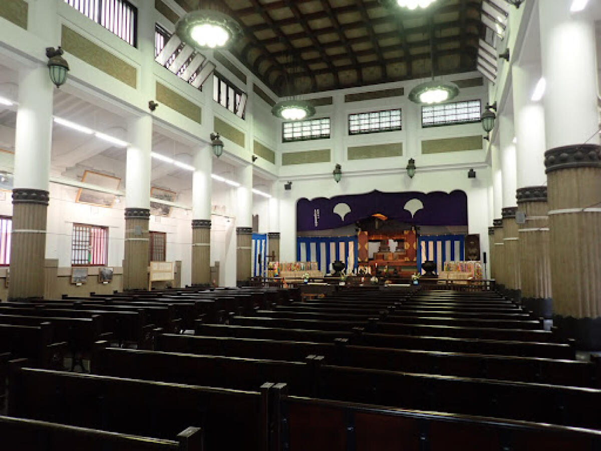 Tokyo Memorial Hall