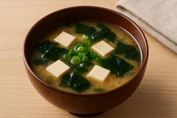Miso Soup (味噌汁)