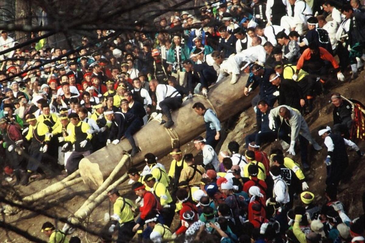 Onbashira Matsuri